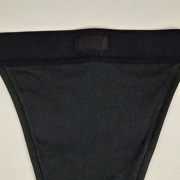 SKIMS ladies ribbed knit thong NWT - Picture 2 of 7